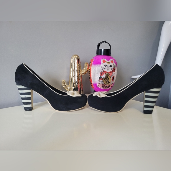 Lola Ramona Elsie Pumps, GUC, Size 39 - Picture 3 of 9